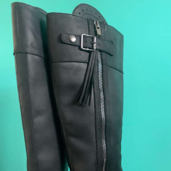 Final Price Gorgeous Leather Volatile
Nottingham Tall Leather Block Heel Boots - Picture 8 of 9